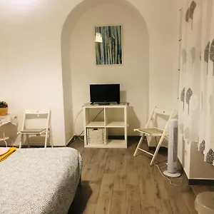Colibri Apartment Rome